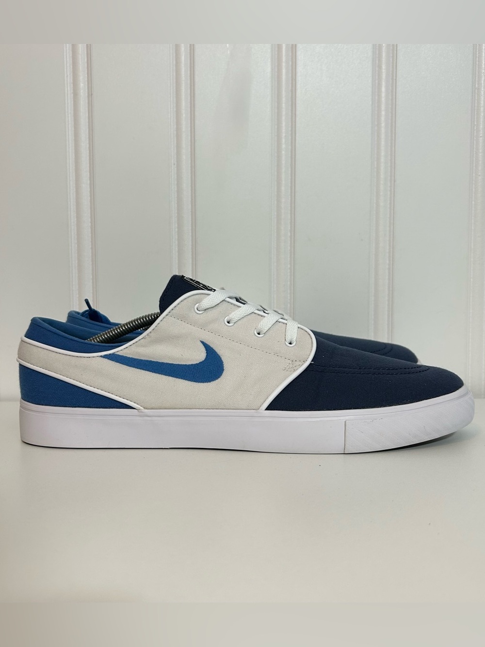 Nike sb Stefan janoski Men’s Navy, White & Blue Low-Top Sneakers